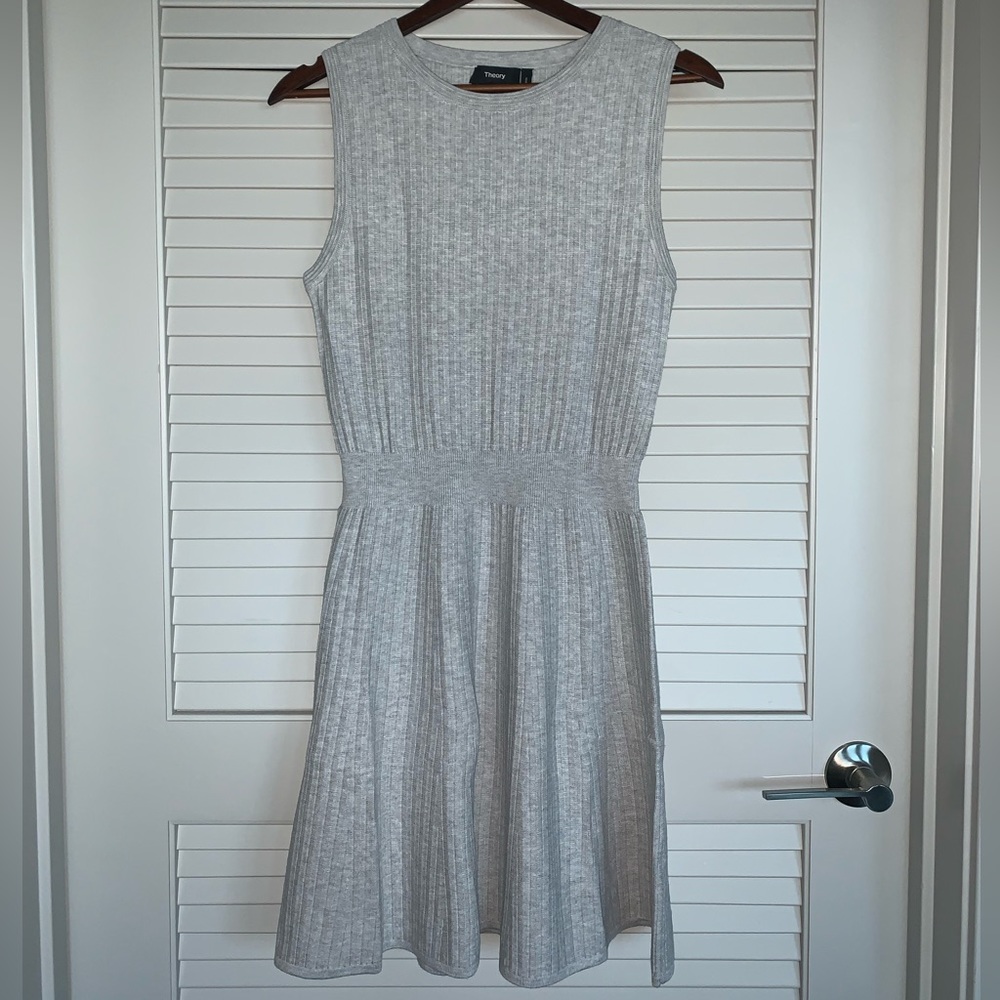 NWT Theory Crewneck Knit Dress - Silver